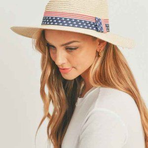 Anthropologie Lulla Collection American Flag Patriotic 100% Paper Sun Hat